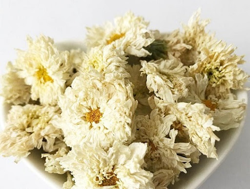 Hoa cúc trắng có tác dụng gì? Hình ảnh và cách pha trà hoa cúc?