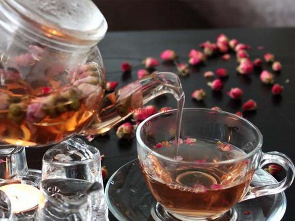 Uống trà hoa hồng có tác dụng gì? Cách pha trà hoa hồng tươi, khô.