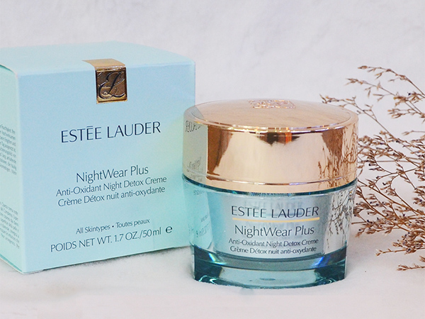 Estee Lauder Nightwear