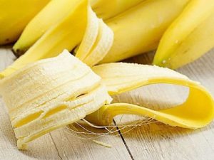Cách tẩy nốt ruồi trong 1 ngày bằng vỏ chuối